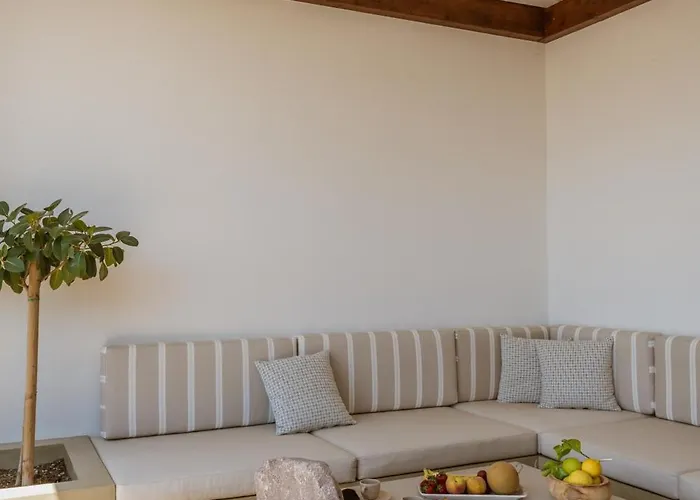 Vila Adriana Luxury Adamantas (Milos)