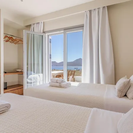 Adriana Luxury * Adamantas (Milos)