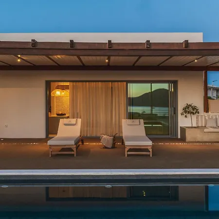 Adriana Luxury Villa *