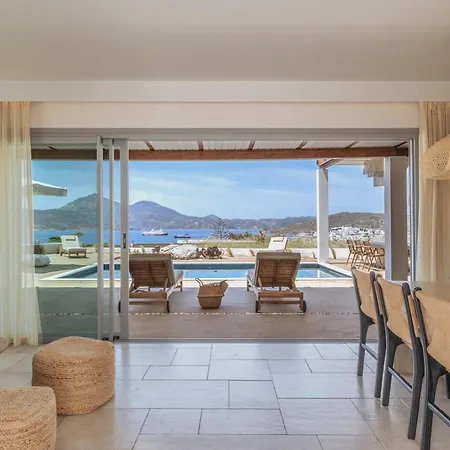 Adriana Luxury Villa *